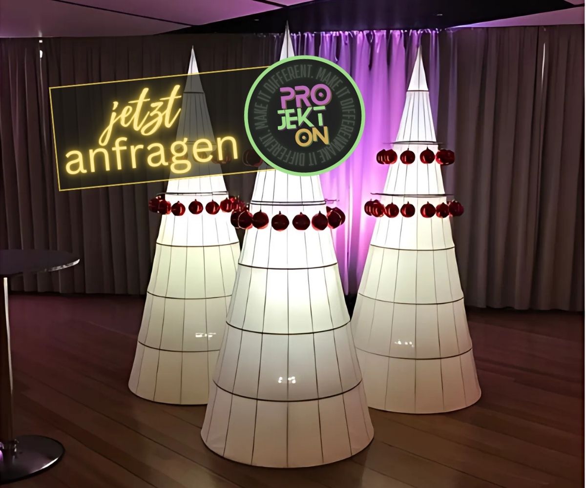 Kegelbäume als Weihnachtsdekoration